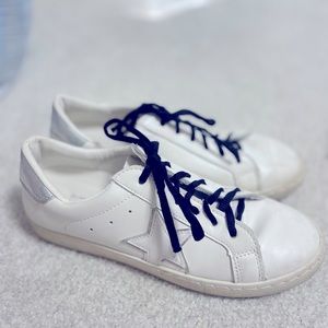 Sneakers . Vintage Havanas size 6 1/2 white with silver on back black laces